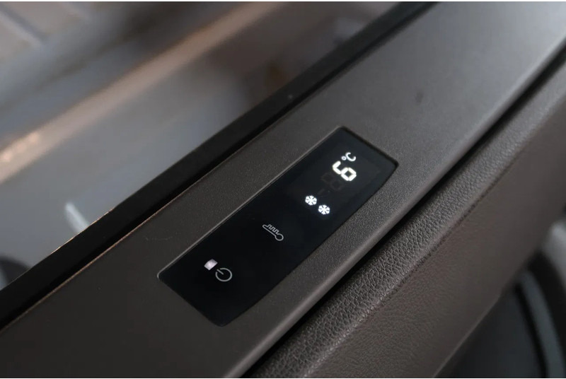 Ťahač Scania P500 6x2/ FULL AIR/ HYDRAULIC/ LEATHER/ 2.950 WB/ DIFF LOCK/ SLIDE DISH: obrázok 20