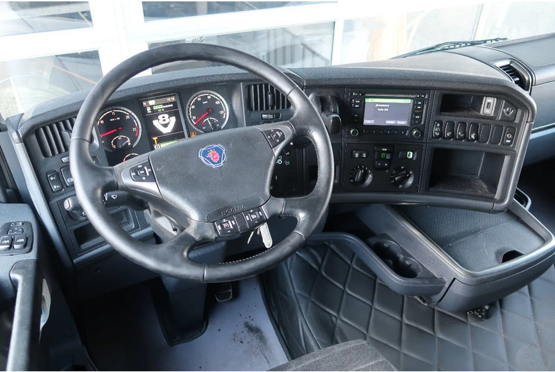 Scania R520 V8 RETARDER/ DIFF LOCK/ PARK AIRCO/ 2X TANK - Ťahač: obrázok 2 Scania R520 V8 RETARDER/ DIFF LOCK/ PARK AIRCO/ 2X TANK - Ťahač: obrázok 2
