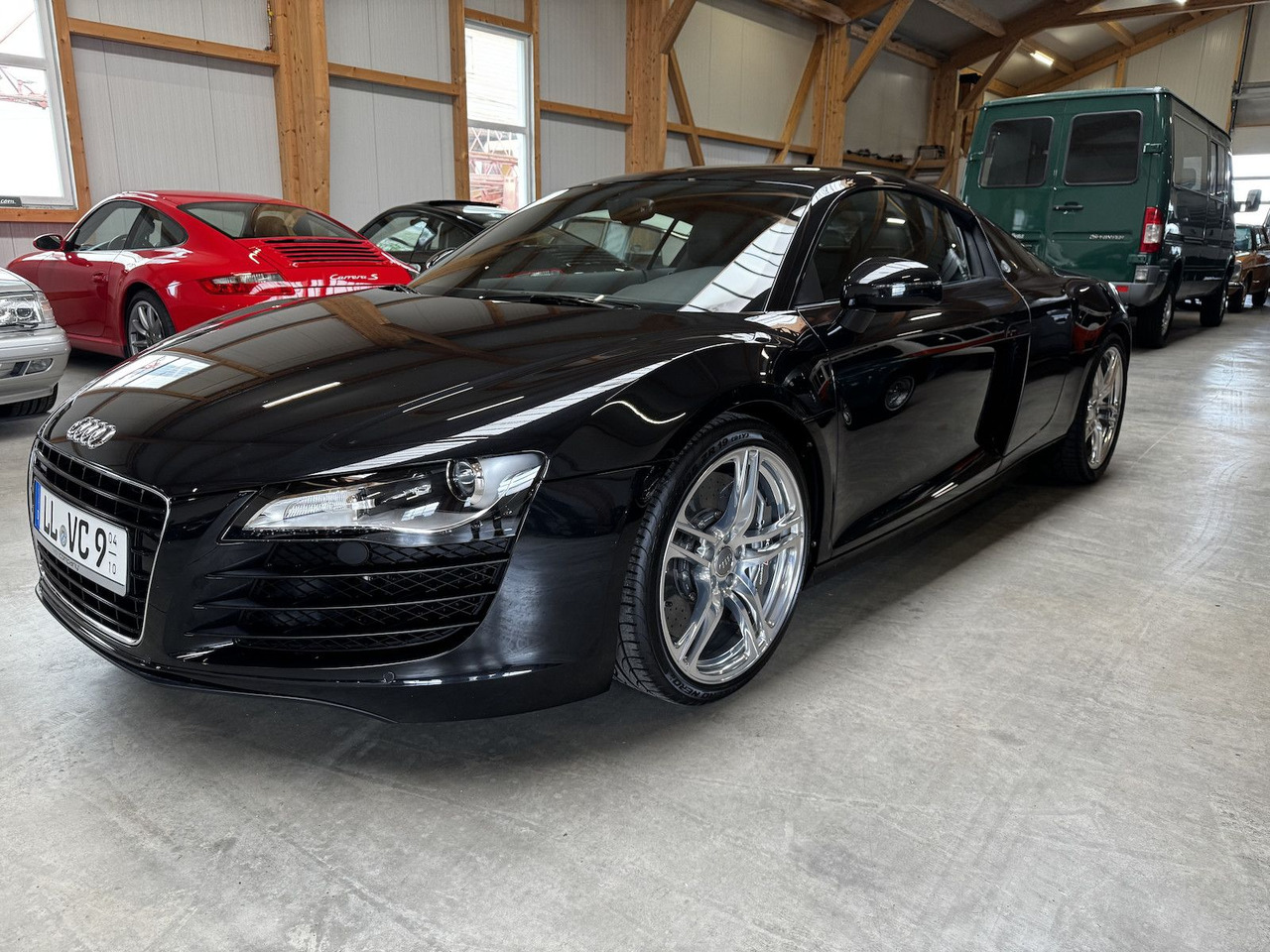 Audi R8 4.2 FSI V8 quattro Coupé - Automobil: obrázok 1 Audi R8 4.2 FSI V8 quattro Coupé - Automobil: obrázok 1