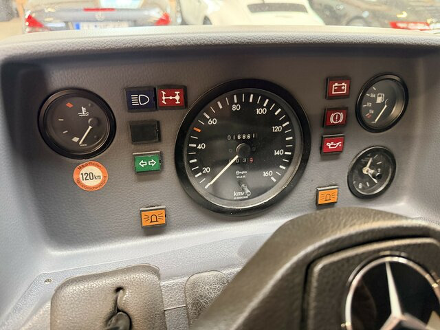 MERCEDES-BENZ T1 310 Bremer Doka perfekt!... - Dodávka skriňová nadstavba, Dodávkа s dvojitou kabínou: obrázok 4 MERCEDES-BENZ T1 310 Bremer Doka perfekt!... - Dodávka skriňová nadstavba, Dodávkа s dvojitou kabínou: obrázok 4