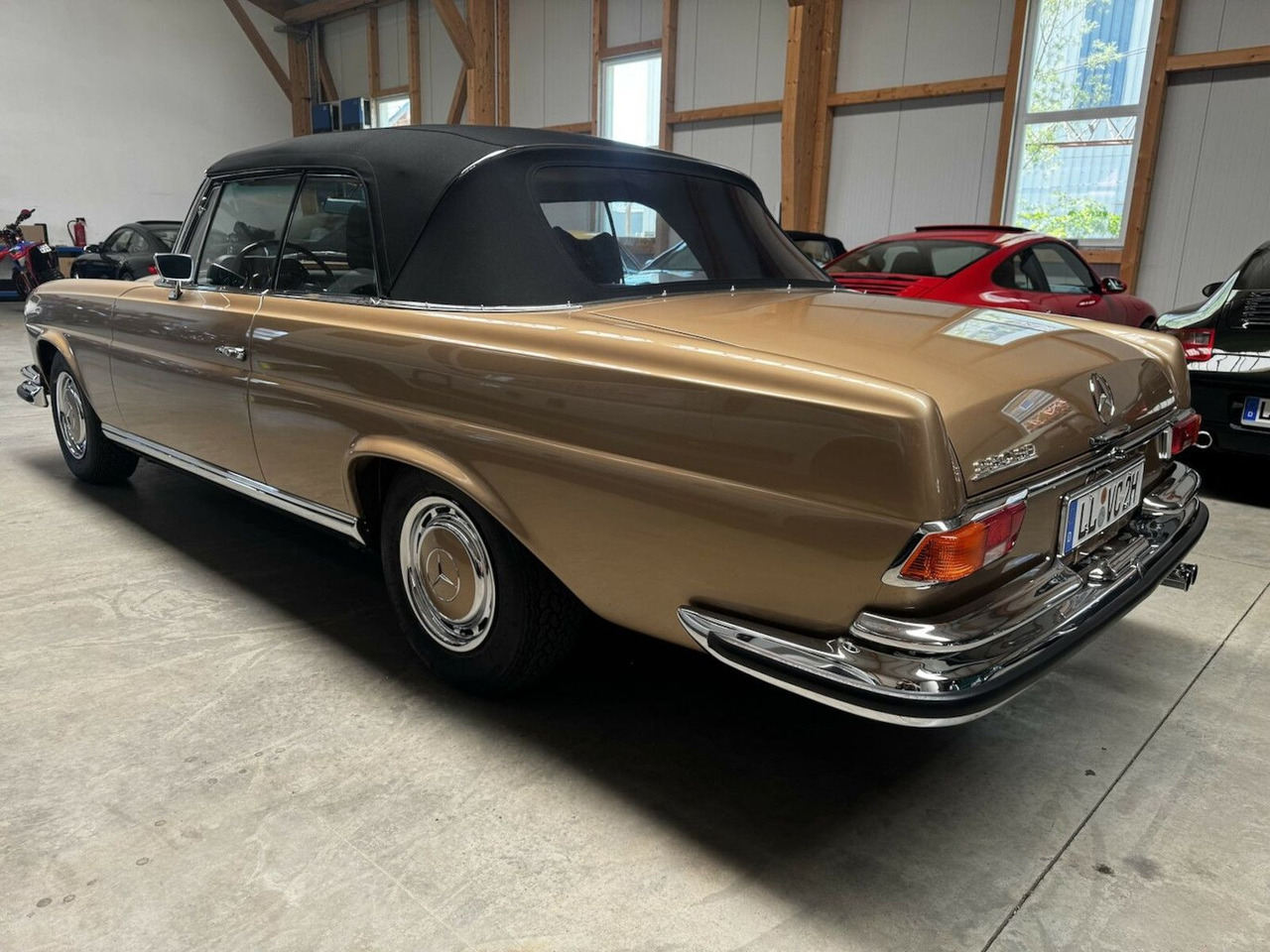 Mercedes-Benz 280 SE Cabrio W111 BRABUS-Classic Restauration - Automobil: obrázok 5 Mercedes-Benz 280 SE Cabrio W111 BRABUS-Classic Restauration - Automobil: obrázok 5