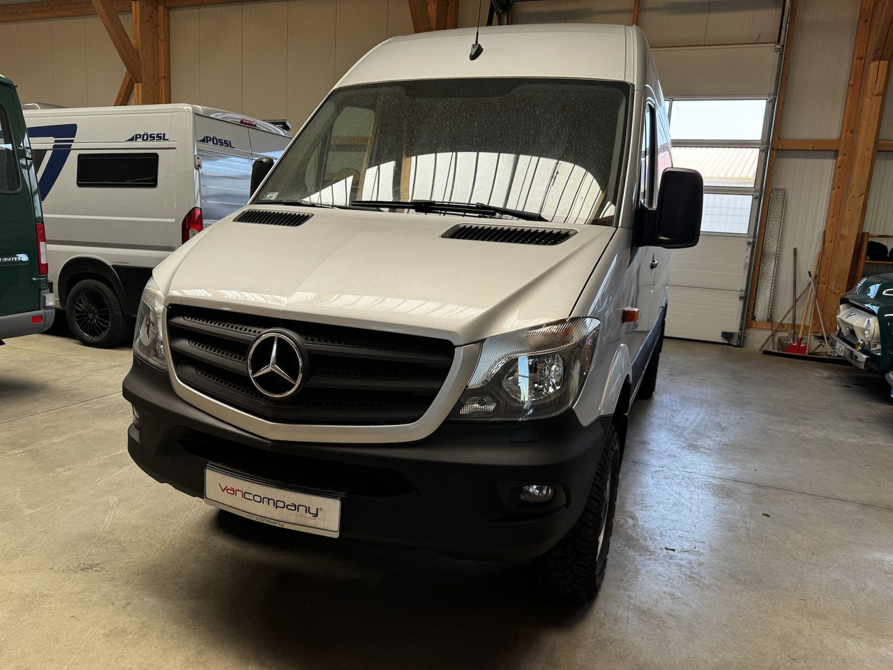 Mercedes-Benz Sprinter 316 CDI 4x4 ZG3 8-Sitzer wie neu! - Furgon, Dodávkа s dvojitou kabínou: obrázok 3 Mercedes-Benz Sprinter 316 CDI 4x4 ZG3 8-Sitzer wie neu! - Furgon, Dodávkа s dvojitou kabínou: obrázok 3