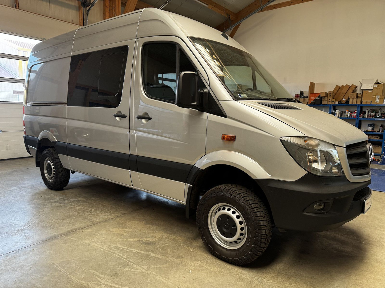 Mercedes-Benz Sprinter 316 CDI 4x4 ZG3 8-Sitzer wie neu! - Furgon, Dodávkа s dvojitou kabínou: obrázok 5 Mercedes-Benz Sprinter 316 CDI 4x4 ZG3 8-Sitzer wie neu! - Furgon, Dodávkа s dvojitou kabínou: obrázok 5