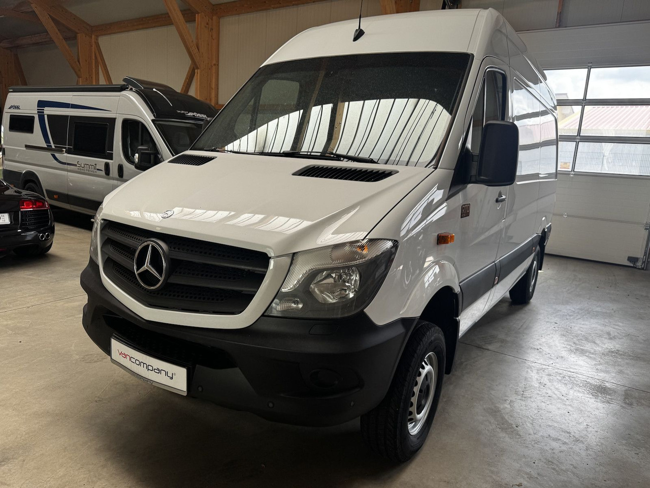 Mercedes-Benz Sprinter 319 CDI 4x4 3.0 V6 Untersetzung 1a! - Furgon: obrázok 2 Mercedes-Benz Sprinter 319 CDI 4x4 3.0 V6 Untersetzung 1a! - Furgon: obrázok 2