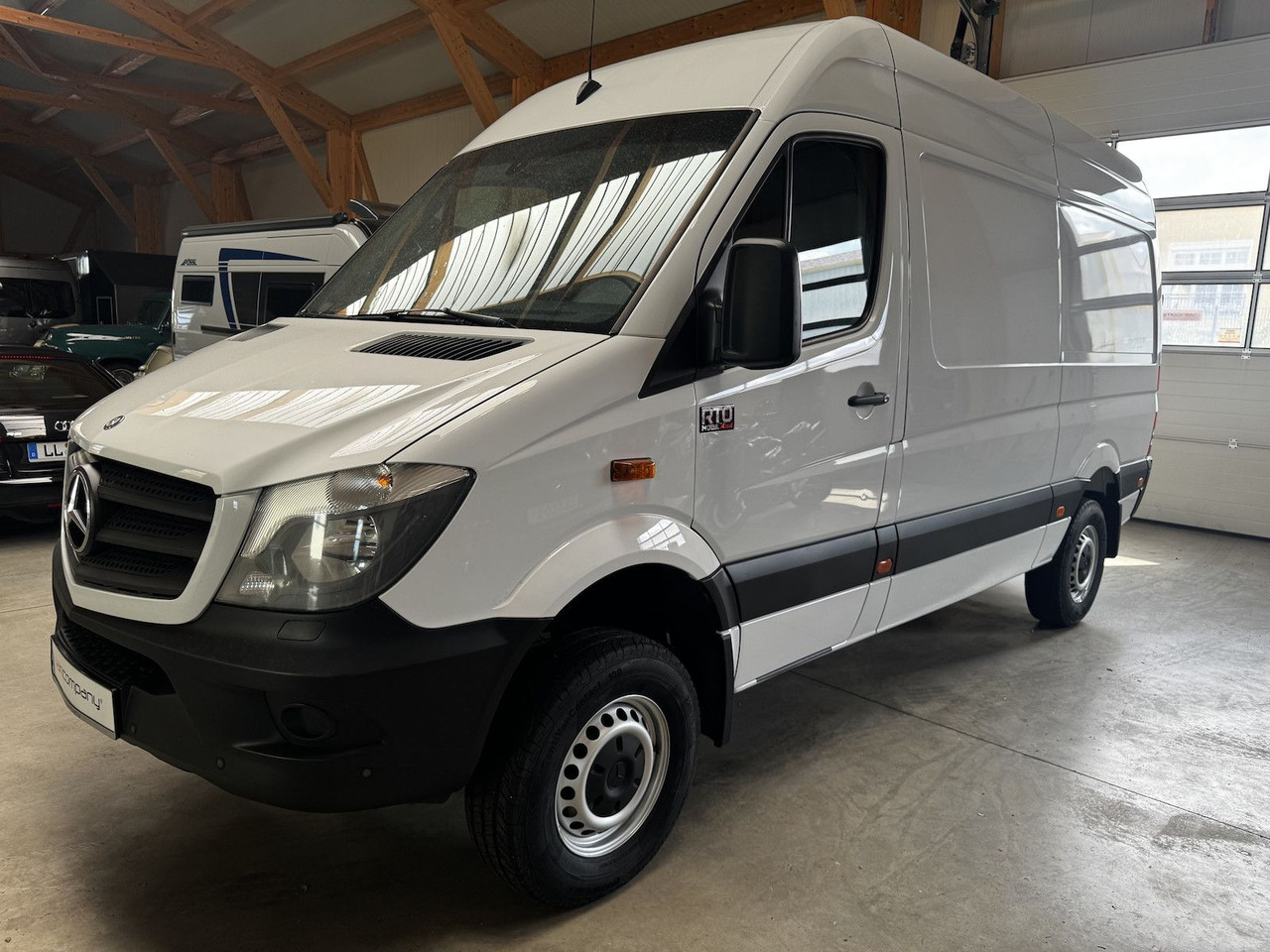 Mercedes-Benz Sprinter 319 CDI 4x4 3.0 V6 Untersetzung 1a! - Furgon: obrázok 1 Mercedes-Benz Sprinter 319 CDI 4x4 3.0 V6 Untersetzung 1a! - Furgon: obrázok 1