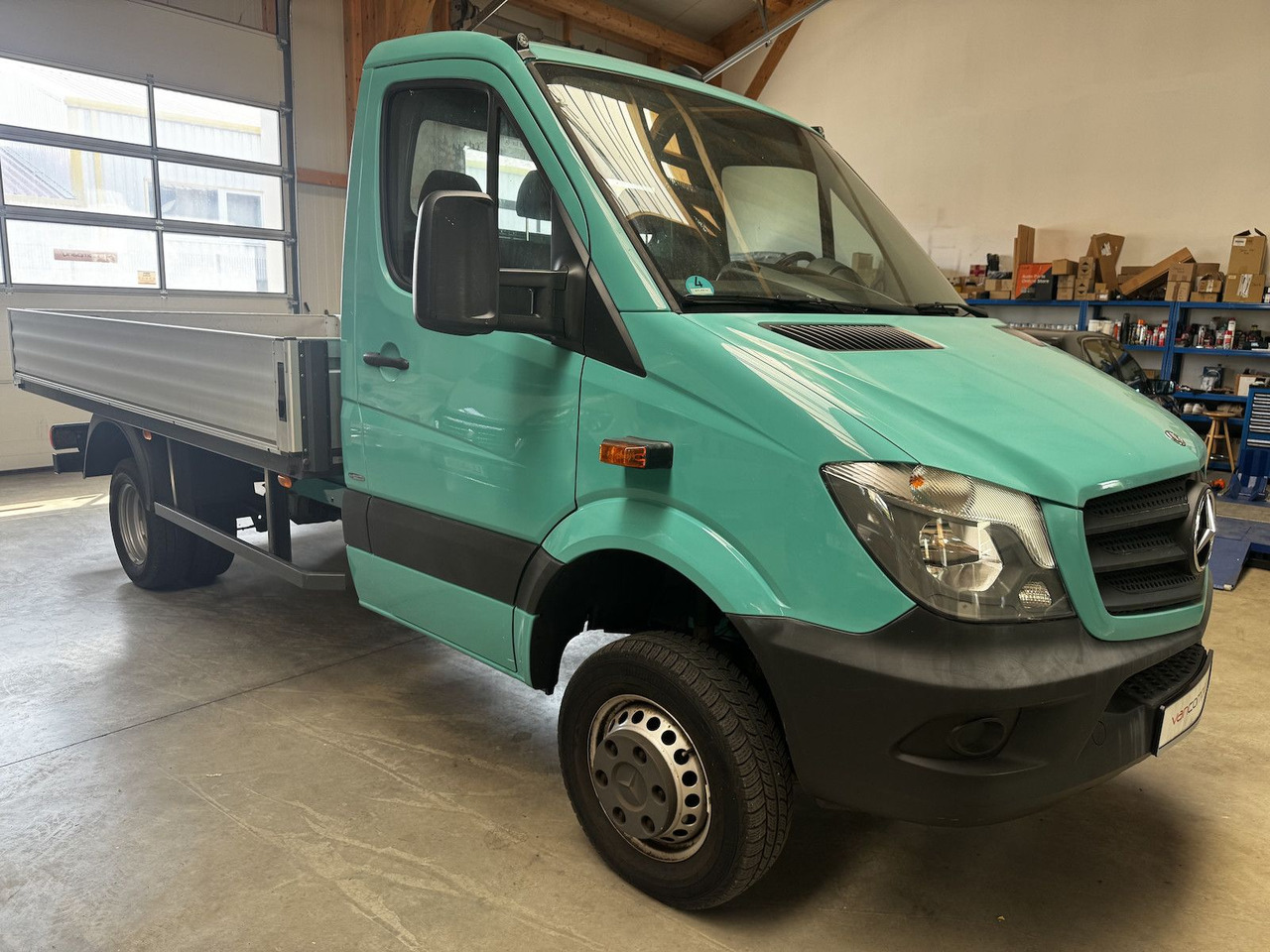 Mercedes-Benz Sprinter 513 CDI 4x4 Allrad Pritsche 3.5t - Dodávka valník: obrázok 4 Mercedes-Benz Sprinter 513 CDI 4x4 Allrad Pritsche 3.5t - Dodávka valník: obrázok 4
