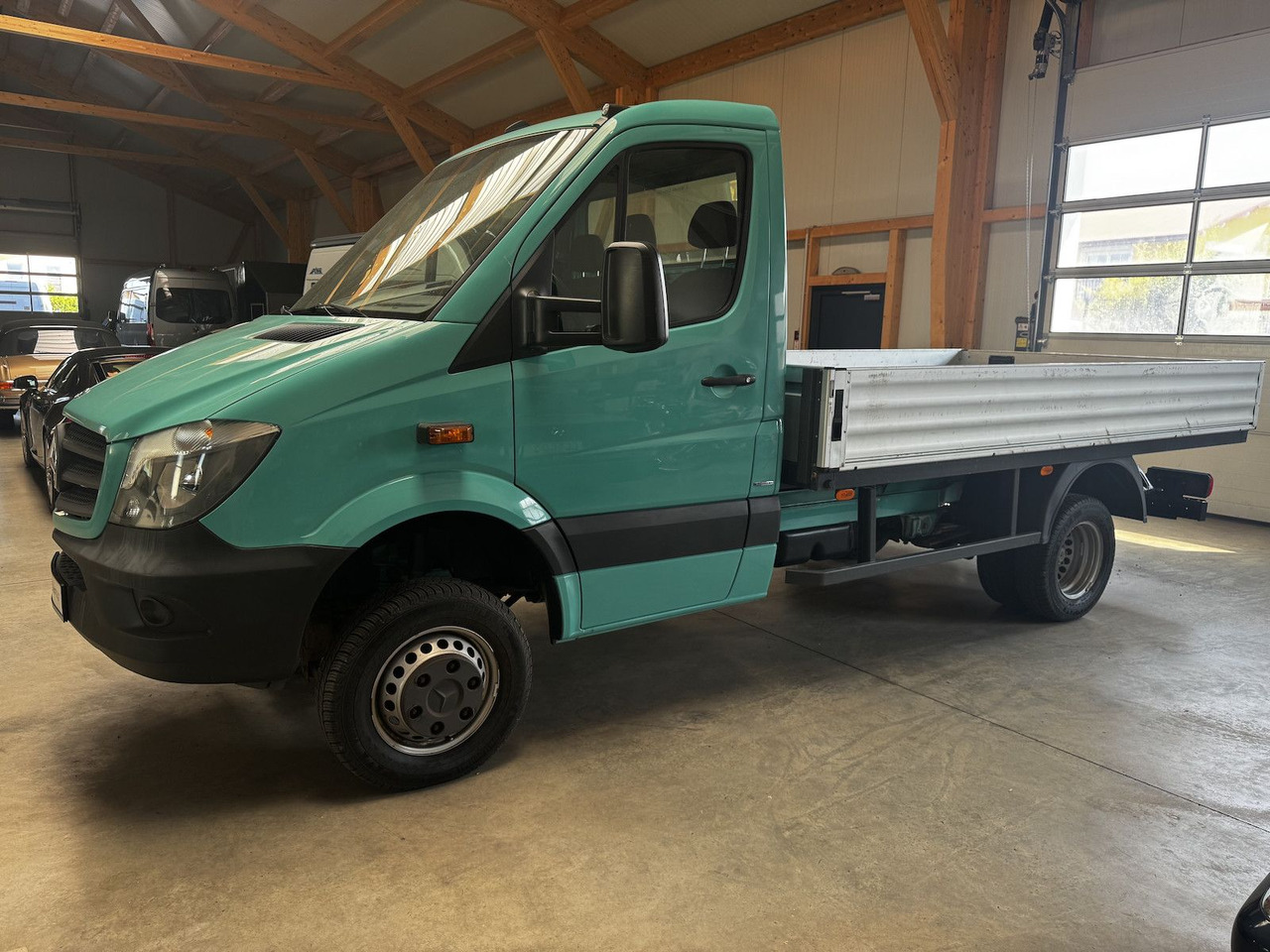 Mercedes-Benz Sprinter 513 CDI 4x4 Allrad Pritsche 3.5t - Dodávka valník: obrázok 2 Mercedes-Benz Sprinter 513 CDI 4x4 Allrad Pritsche 3.5t - Dodávka valník: obrázok 2