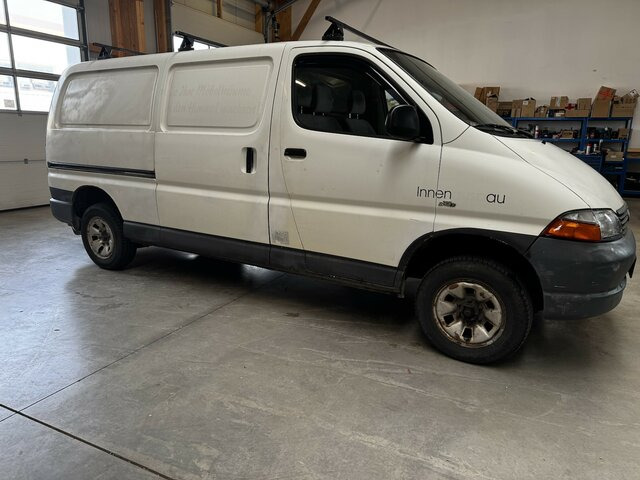 Automobil TOYOTA Hiace 2.5TD Kasten lang 4WD 4x4: obrázok 17