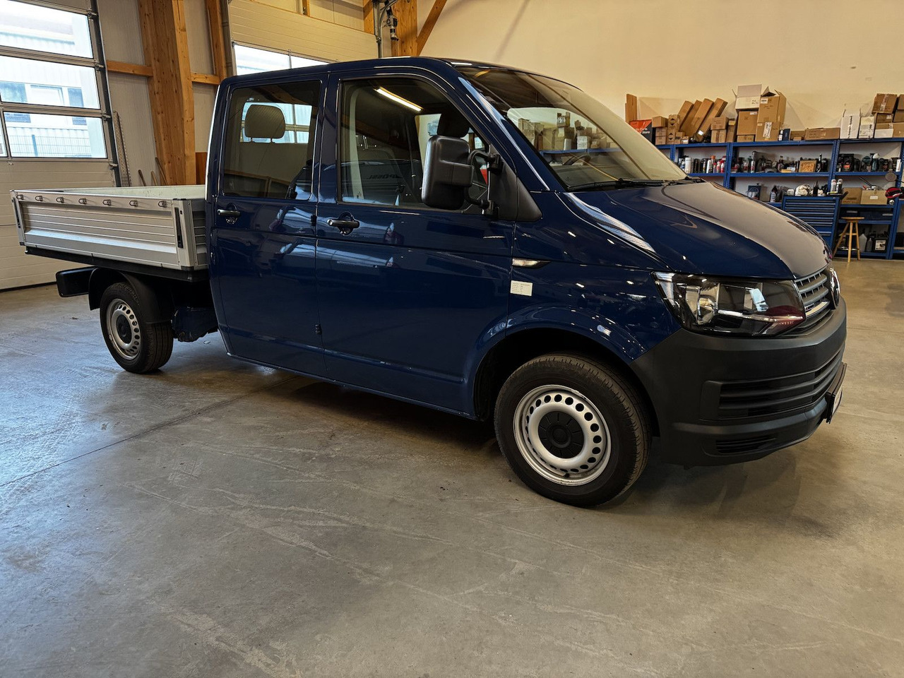 Volkswagen T6 Doka Pritsche 2.0 TDI 4Motion 4x4 indienblau - Dodávka valník: obrázok 4 Volkswagen T6 Doka Pritsche 2.0 TDI 4Motion 4x4 indienblau - Dodávka valník: obrázok 4