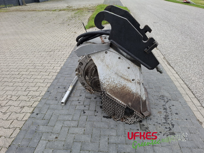 Hemos aanbouw stobbenfrees - Fréza na pne: obrázok 3 Hemos aanbouw stobbenfrees - Fréza na pne: obrázok 3