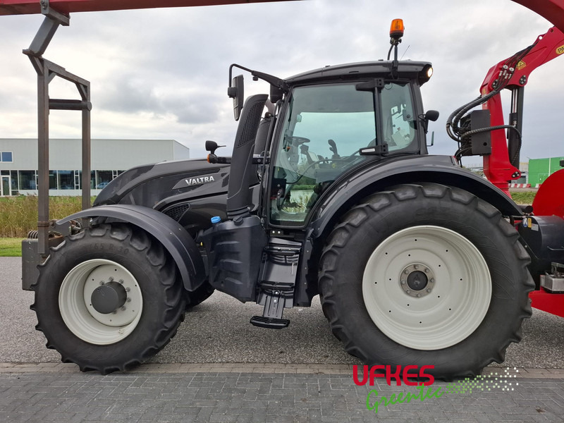 Valtra T 234 Direct TwinTrac - Traktor: obrázok 2 Valtra T 234 Direct TwinTrac - Traktor: obrázok 2