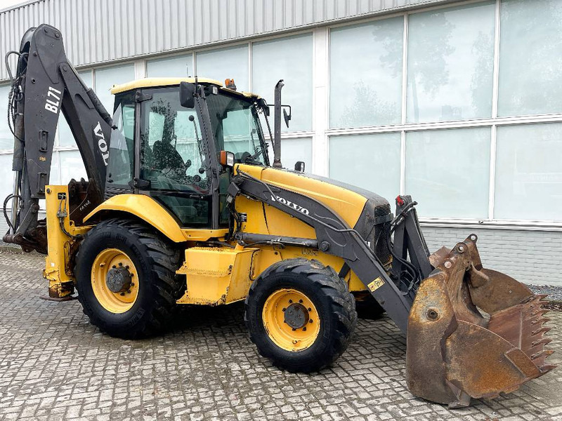 Volvo BL71 CE - Rýpadlo-nakladač: obrázok 4 Volvo BL71 CE - Rýpadlo-nakladač: obrázok 4