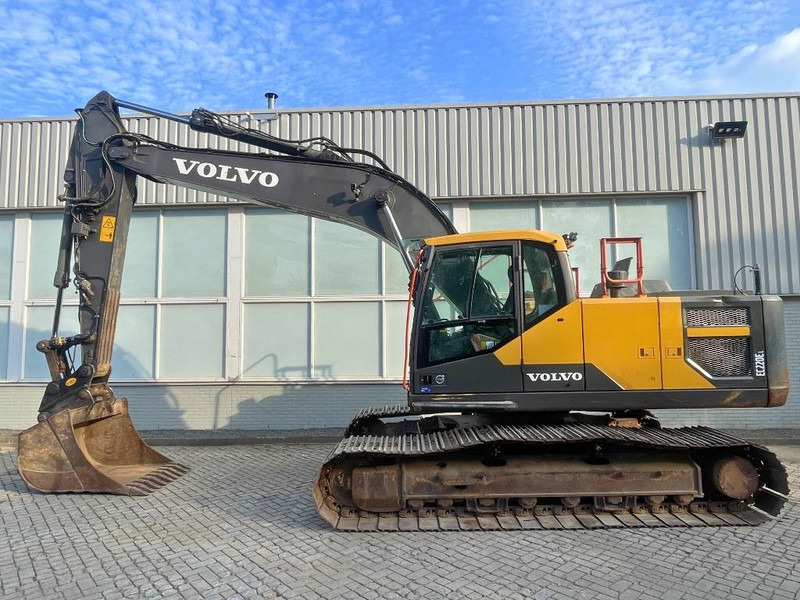 Volvo EC 220 EL 2016 TOPCON 3D GPS - Pásové rýpadlo: obrázok 2 Volvo EC 220 EL 2016 TOPCON 3D GPS - Pásové rýpadlo: obrázok 2