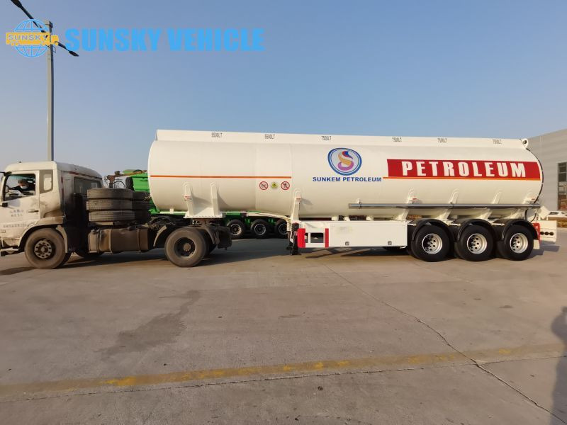 SUNSKY Fuel Tanker for sale - Cisternový náves: obrázok 2 SUNSKY Fuel Tanker for sale - Cisternový náves: obrázok 2