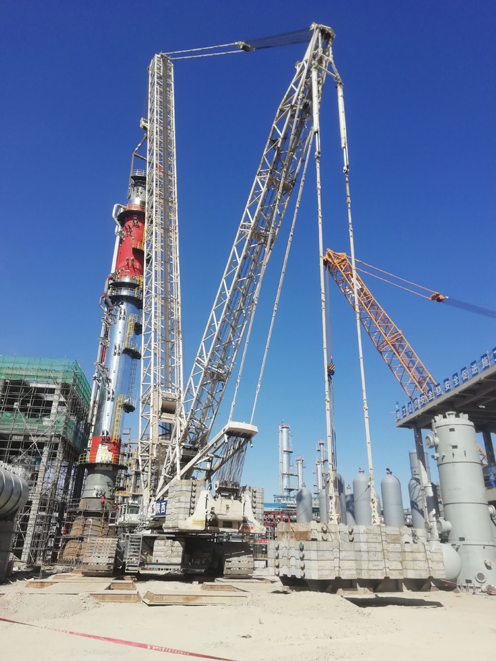 DEMAG CC6800-1 Construction Site Lifting Machine 1250t Second Hand Heavy Duty Crawler Crane Price - Pásový žeriav: obrázok 4 DEMAG CC6800-1 Construction Site Lifting Machine 1250t Second Hand Heavy Duty Crawler Crane Price - Pásový žeriav: obrázok 4