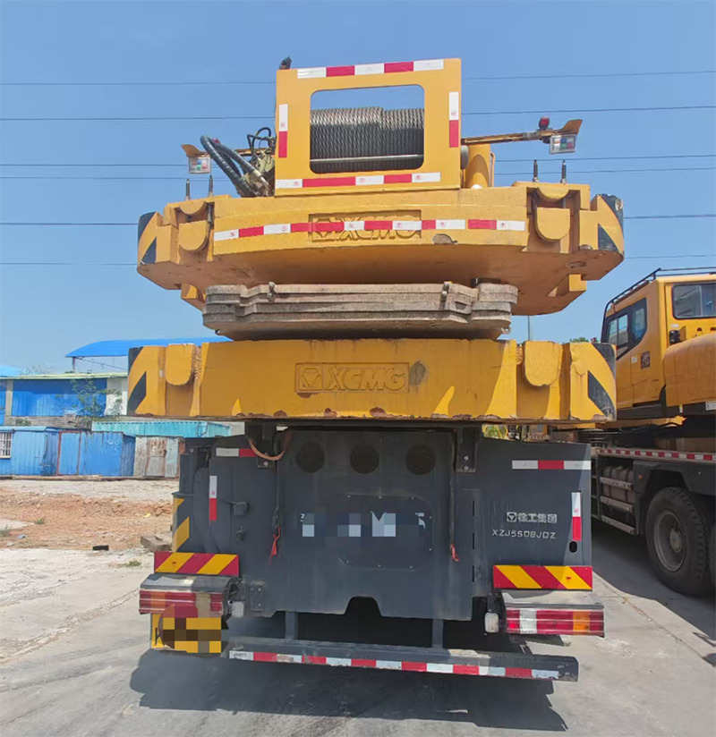 XCMG 2020 XCT80L6-I used 80ton crane truck hydraulic price - Autožeriav: obrázok 3 XCMG 2020 XCT80L6-I used 80ton crane truck hydraulic price - Autožeriav: obrázok 3