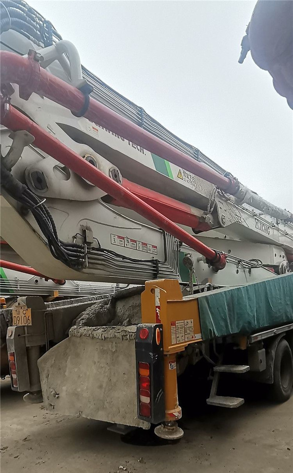 XCMG Official 2021 Year Hb62V Construction Machinery 62m Used Concrete Pump Truck for Sale - Autočerpadlo: obrázok 4 XCMG Official 2021 Year Hb62V Construction Machinery 62m Used Concrete Pump Truck for Sale - Autočerpadlo: obrázok 4