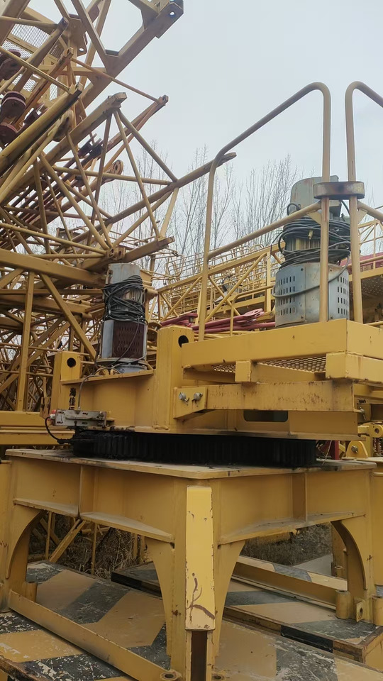 XCMG Official Crane Lift Machine APC6013-8 8t Used Topkit Tower Crane For Sale - Vežový žeriav: obrázok 3 XCMG Official Crane Lift Machine APC6013-8 8t Used Topkit Tower Crane For Sale - Vežový žeriav: obrázok 3