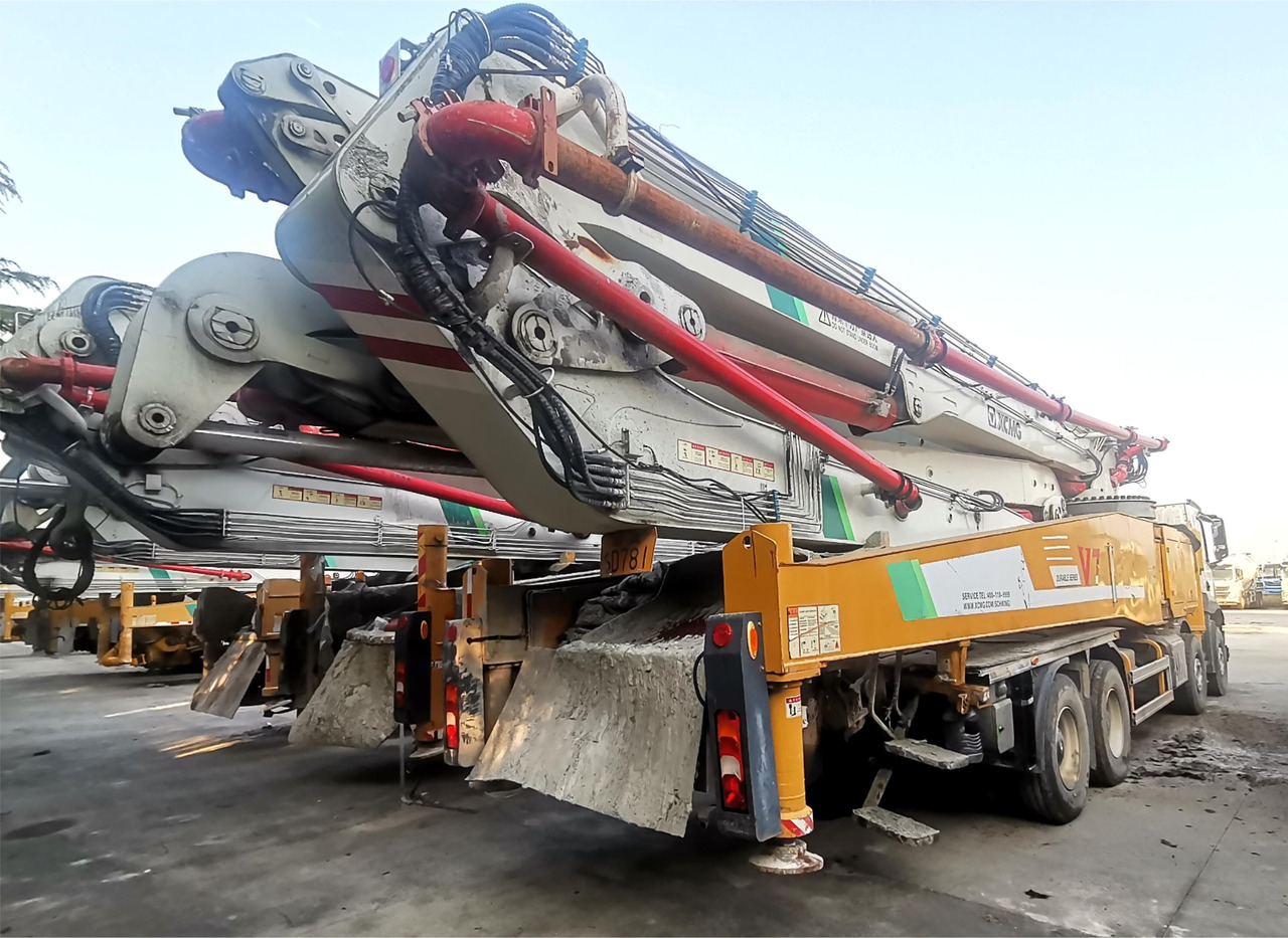 XCMG Official HB62V Second Hand Concrete Pump Truck 62m Truck-mounted Concrete Pump Price - Autočerpadlo: obrázok 4 XCMG Official HB62V Second Hand Concrete Pump Truck 62m Truck-mounted Concrete Pump Price - Autočerpadlo: obrázok 4