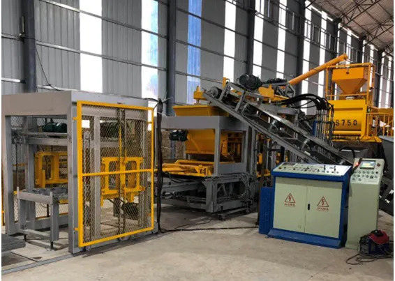 XCMG Official MM8-15 Block Making Machine for Make Clay Brick - Vibrolis: obrázok 4 XCMG Official MM8-15 Block Making Machine for Make Clay Brick - Vibrolis: obrázok 4