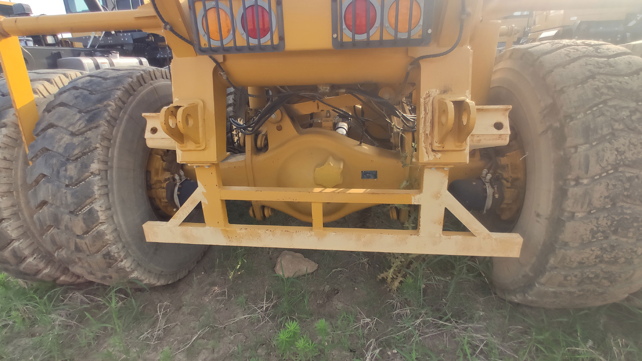 XCMG Official Second Hand 70 Ton 6x4 Dump Truck XDM80 China Tipper Trucks For Sale - Damper: obrázok 5 XCMG Official Second Hand 70 Ton 6x4 Dump Truck XDM80 China Tipper Trucks For Sale - Damper: obrázok 5