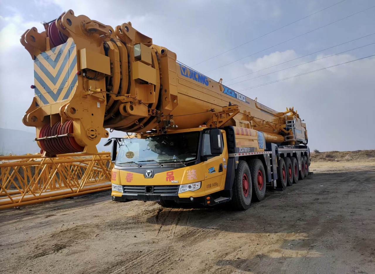 XCMG Official Second Hand Mobile Truck Crane XCA700 All Terrain Cranes With High Quality - Žeriav pre všetky terény: obrázok 3 XCMG Official Second Hand Mobile Truck Crane XCA700 All Terrain Cranes With High Quality - Žeriav pre všetky terény: obrázok 3