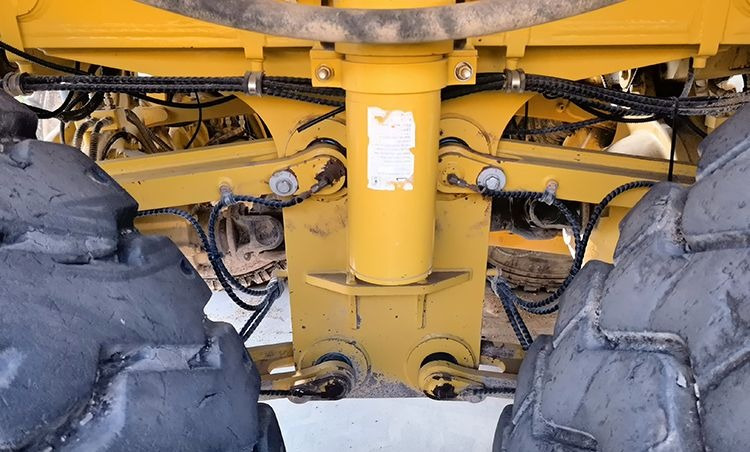 XCMG Official Used Cheap Tipper Truck XDR85T 70 Ton Mining Dump Truck Price - Damper: obrázok 3 XCMG Official Used Cheap Tipper Truck XDR85T 70 Ton Mining Dump Truck Price - Damper: obrázok 3