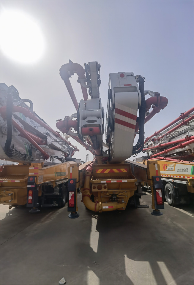 XCMG Official Used Diesel Concrete Pump 62m HB62V Truck-mounted Concrete Pump Hot Sale - Autočerpadlo: obrázok 5 XCMG Official Used Diesel Concrete Pump 62m HB62V Truck-mounted Concrete Pump Hot Sale - Autočerpadlo: obrázok 5