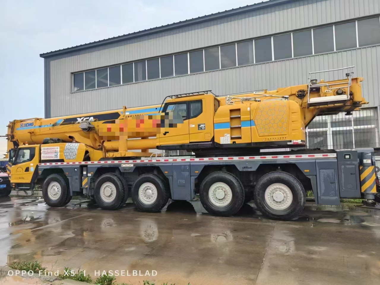 XCMG Official XCA180 180 Ton Second Hand All Terrain Crane Best Price - Žeriav pre všetky terény: obrázok 2 XCMG Official XCA180 180 Ton Second Hand All Terrain Crane Best Price - Žeriav pre všetky terény: obrázok 2