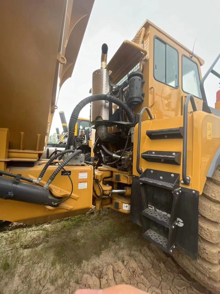 XCMG Official Xda40 40 Ton Second Hand Used Mining Dump Truck with Good Price - Ťahačový kĺbový damper: obrázok 4 XCMG Official Xda40 40 Ton Second Hand Used Mining Dump Truck with Good Price - Ťahačový kĺbový damper: obrázok 4