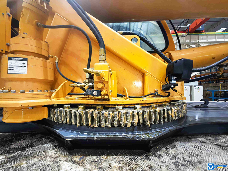 XCMG QY25K5F 25ton hot sale used mobile hydraulic crane price - Autožeriav: obrázok 4 XCMG QY25K5F 25ton hot sale used mobile hydraulic crane price - Autožeriav: obrázok 4