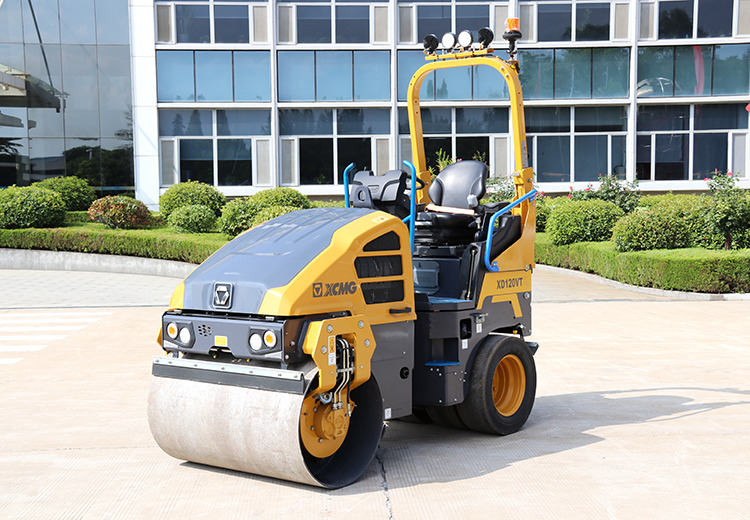 XCMG XD120VT diesel 2ton Light Mini Road Roller Machine - Cestný valec: obrázok 3 XCMG XD120VT diesel 2ton Light Mini Road Roller Machine - Cestný valec: obrázok 3
