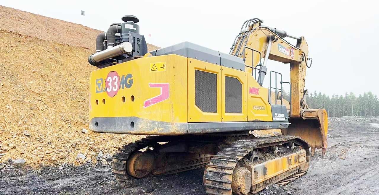 XCMG XE690DK heavy duty used excavator crawler price - Pásové rýpadlo: obrázok 4 XCMG XE690DK heavy duty used excavator crawler price - Pásové rýpadlo: obrázok 4