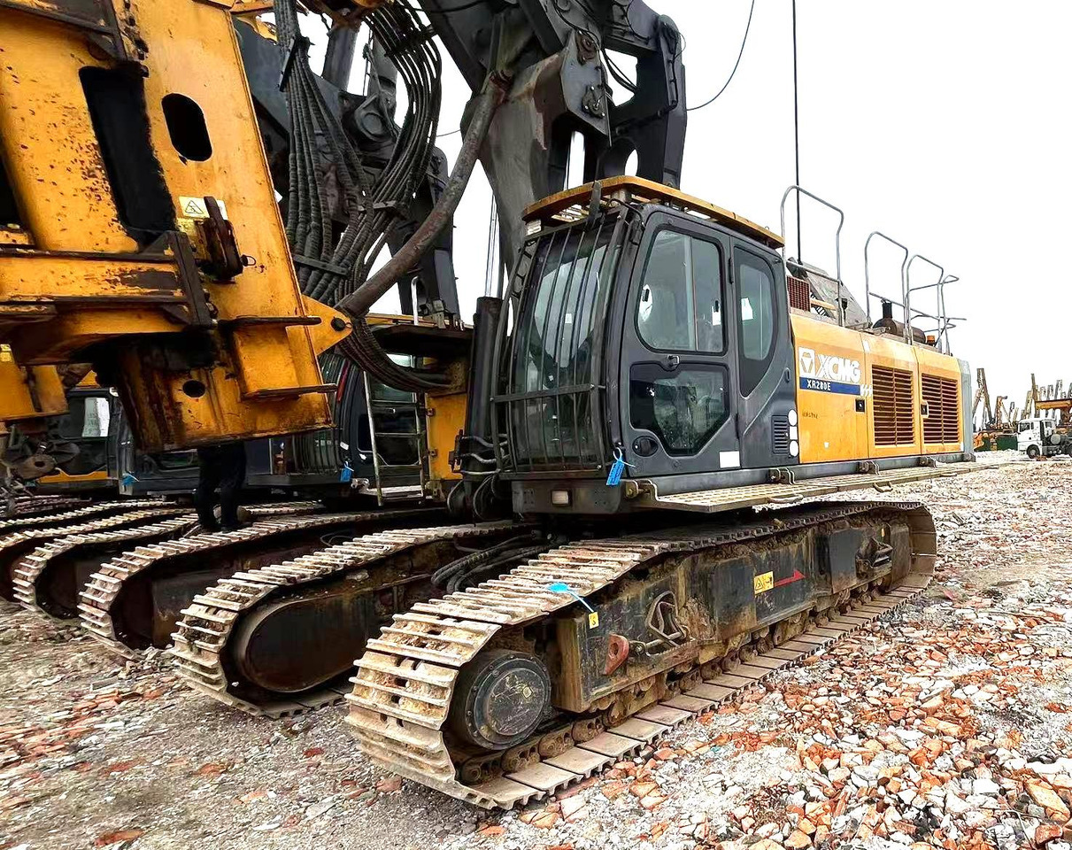 XCMG XR240E second hand rotary drilling rig pile machine price - Vrtné príslušenstvo: obrázok 5 XCMG XR240E second hand rotary drilling rig pile machine price - Vrtné príslušenstvo: obrázok 5
