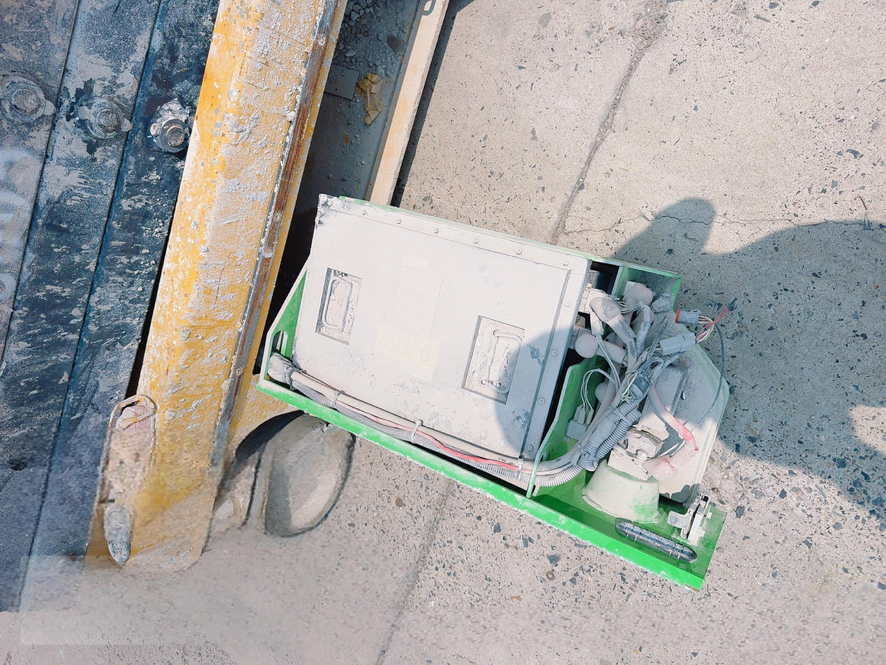 XCMG battery 8m used scissor lift XG0807HD-Li for sale - Samohybná plošiny: obrázok 4 XCMG battery 8m used scissor lift XG0807HD-Li for sale - Samohybná plošiny: obrázok 4