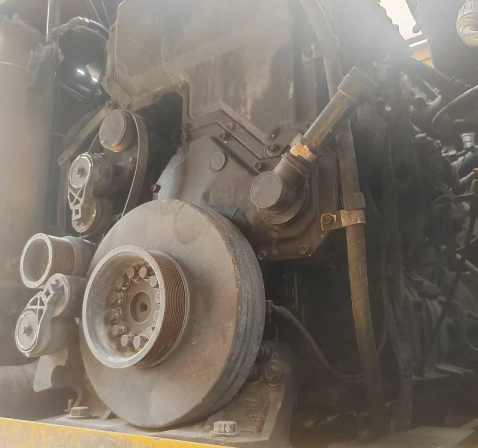 XCMG certified used cold milling planer machine XM200KⅡfor sale - Cestná fréza: obrázok 2 XCMG certified used cold milling planer machine XM200KⅡfor sale - Cestná fréza: obrázok 2