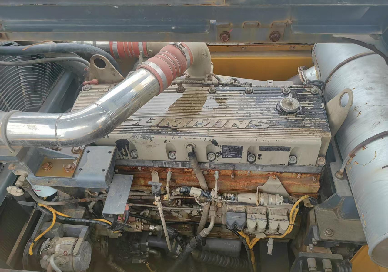 XCMG used hydraulic excavator XE490DK 49ton for sale - Pásové rýpadlo: obrázok 4 XCMG used hydraulic excavator XE490DK 49ton for sale - Pásové rýpadlo: obrázok 4