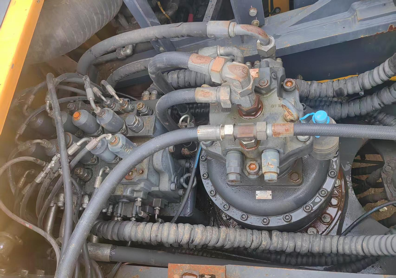 XCMG used hydraulic excavator XE490DK 49ton for sale - Pásové rýpadlo: obrázok 5 XCMG used hydraulic excavator XE490DK 49ton for sale - Pásové rýpadlo: obrázok 5