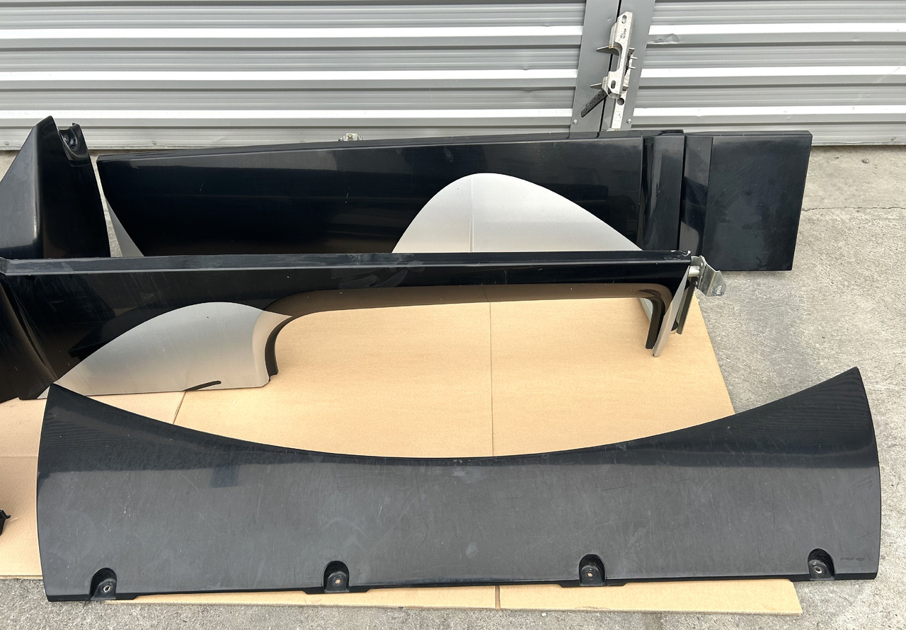 DAF A SET OF DAF XF 106 SPOILER - Univerzálny diel: obrázok 5 DAF A SET OF DAF XF 106 SPOILER - Univerzálny diel: obrázok 5