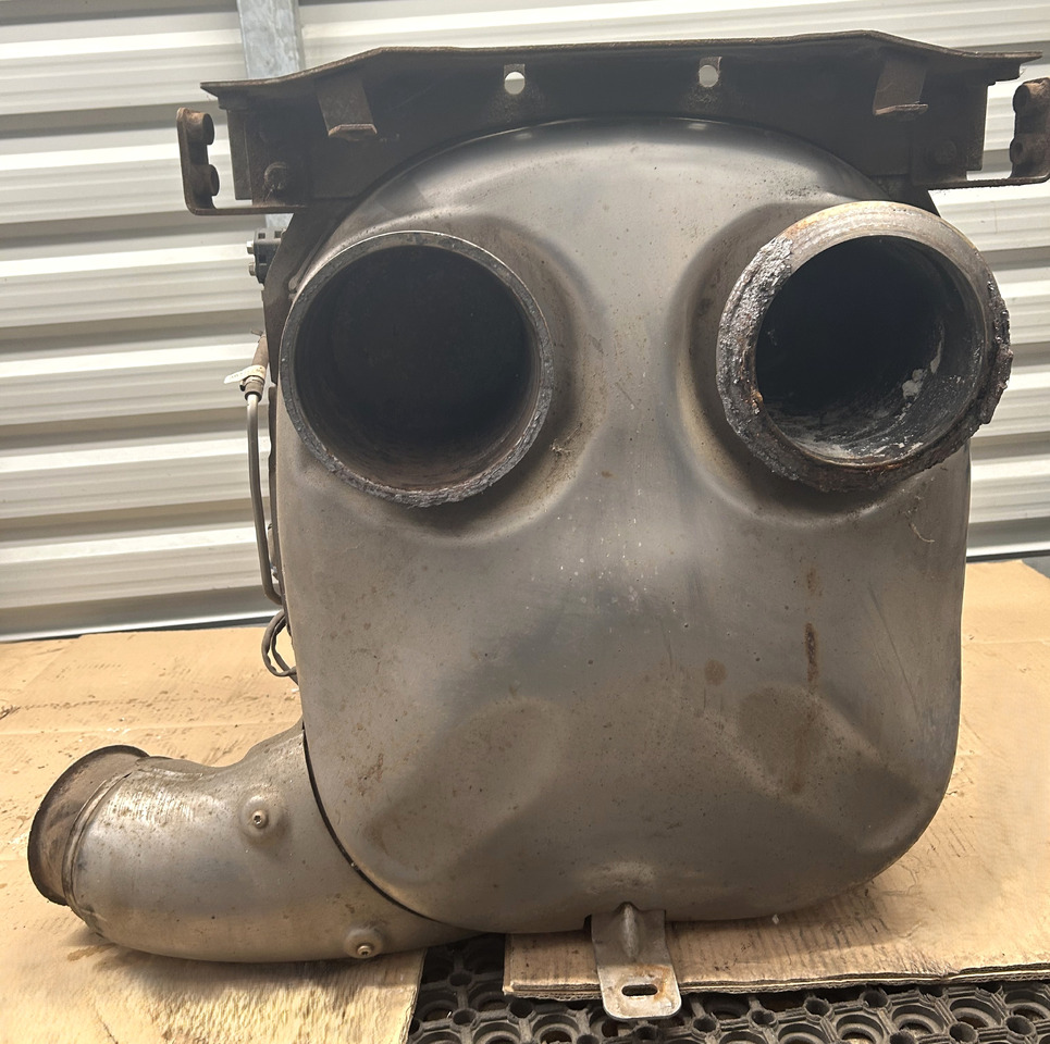 DAF DPF CATALYTIC CONVERTER DAF XF 106 - Katalyzátor: obrázok 5 DAF DPF CATALYTIC CONVERTER DAF XF 106 - Katalyzátor: obrázok 5