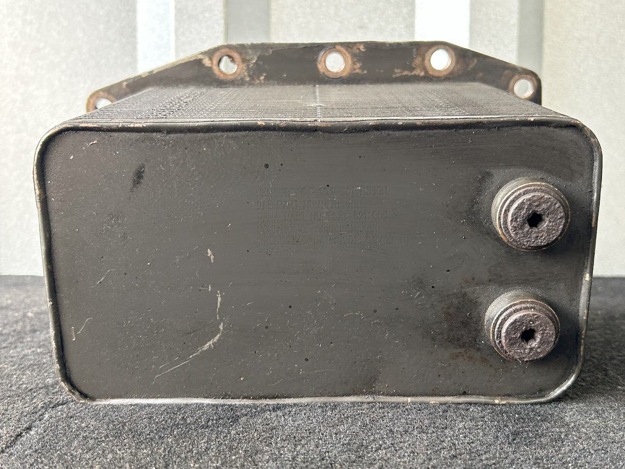 DAF XF 106 MX-11 44 OIL COOLER - Olejový chladič: obrázok 5 DAF XF 106 MX-11 44 OIL COOLER - Olejový chladič: obrázok 5