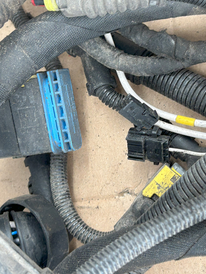 DAF XF 106 TRAILER SOCKET ELECTRICAL HARNESS - Kábel/ Káblový zväzok: obrázok 4 DAF XF 106 TRAILER SOCKET ELECTRICAL HARNESS - Kábel/ Káblový zväzok: obrázok 4