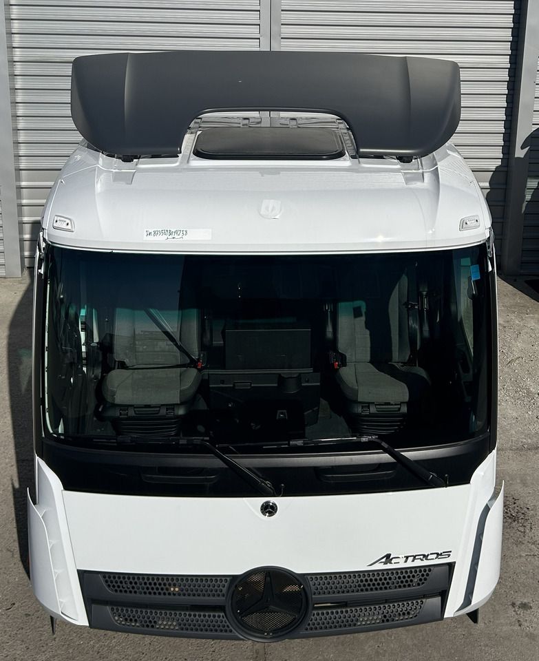 MERCEDES ACTROS MP4 MP5 ROOF SPOILER M CLASSICSPACE - Aerodynamika/ Spojler: obrázok 1 MERCEDES ACTROS MP4 MP5 ROOF SPOILER M CLASSICSPACE - Aerodynamika/ Spojler: obrázok 1
