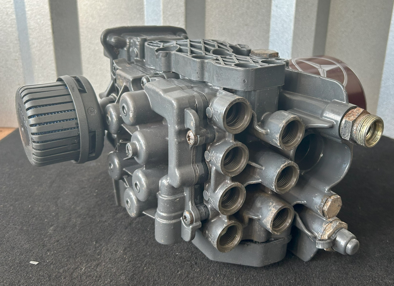 MERCEDES-BENZ ACTROS MP4 EAPU AIR DRYER - Diely bŕzd pre Nákladné auto: obrázok 3 MERCEDES-BENZ ACTROS MP4 EAPU AIR DRYER - Diely bŕzd pre Nákladné auto: obrázok 3