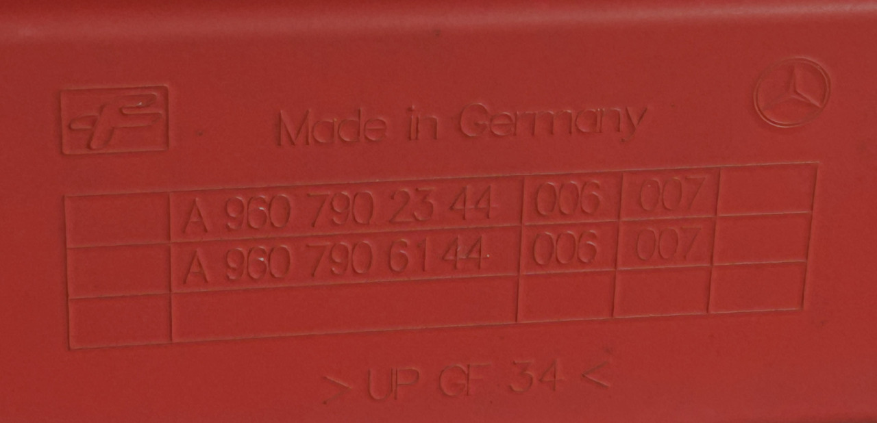 MERCEDES-BENZ ACTROS MP4 SPOILER - Aerodynamika/ Spojler pre Nákladné auto: obrázok 5 MERCEDES-BENZ ACTROS MP4 SPOILER - Aerodynamika/ Spojler pre Nákladné auto: obrázok 5