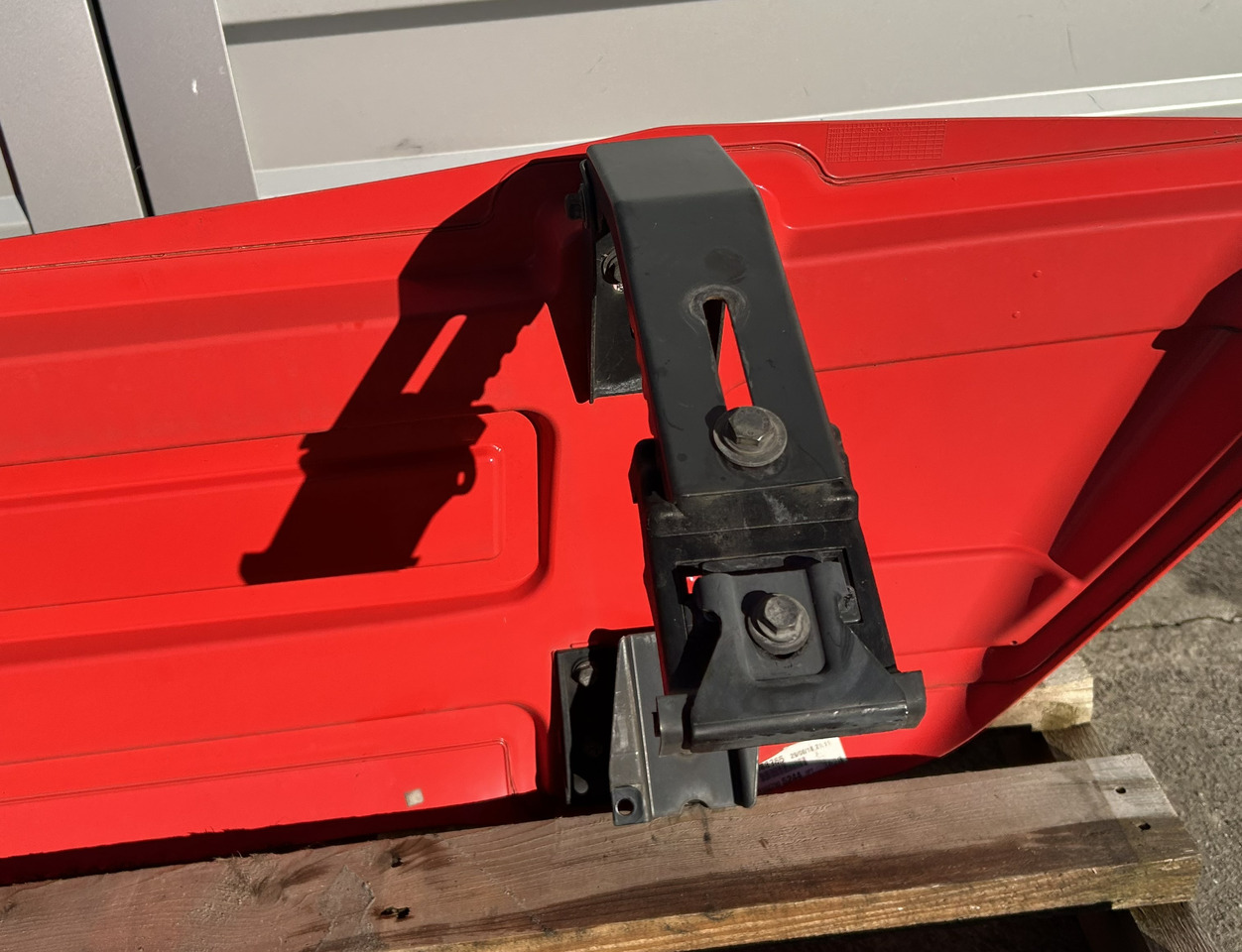 MERCEDES-BENZ ACTROS MP4 SPOILER - Aerodynamika/ Spojler pre Nákladné auto: obrázok 3 MERCEDES-BENZ ACTROS MP4 SPOILER - Aerodynamika/ Spojler pre Nákladné auto: obrázok 3