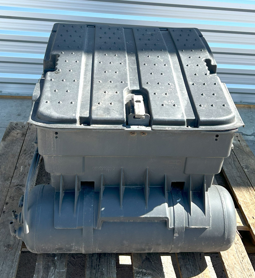 Mercedes AROCS MP4 BATTERY BOX WITH CYLINDERS - Akumulátor pre Nákladné auto: obrázok 3 Mercedes AROCS MP4 BATTERY BOX WITH CYLINDERS - Akumulátor pre Nákladné auto: obrázok 3