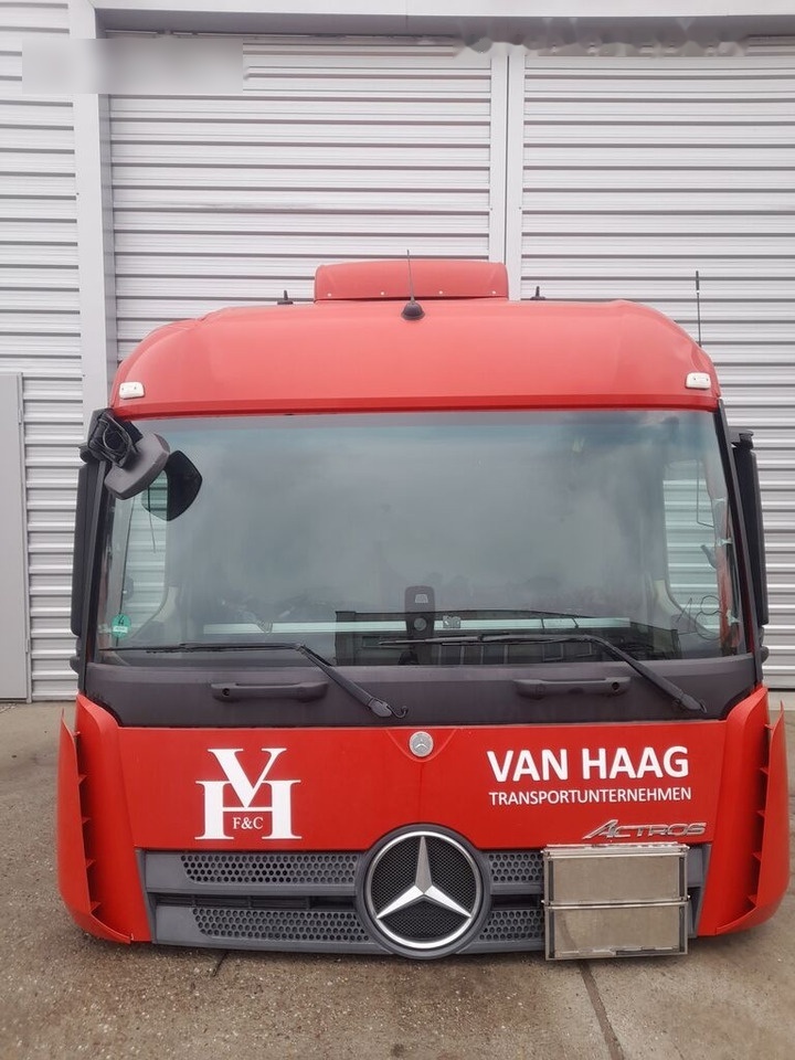 Mercedes-Benz ACTROS MP4 truck - Kabína pre Nákladné auto: obrázok 1 Mercedes-Benz ACTROS MP4 truck - Kabína pre Nákladné auto: obrázok 1