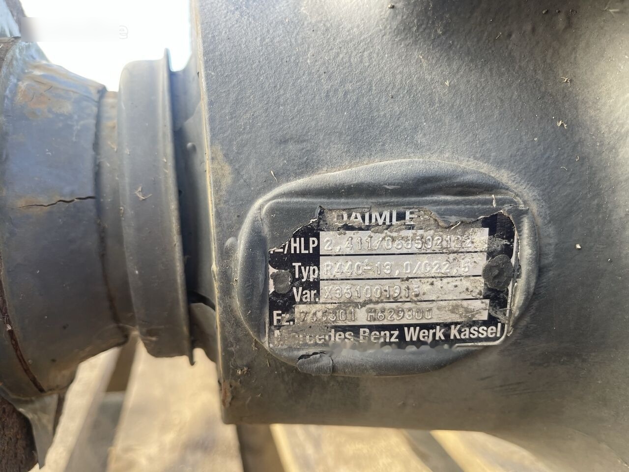 Mercedes-Benz R440-13 2.411   Mercedes-Benz ACTROS MP4 truck - Zadná náprava pre Nákladné auto: obrázok 3 Mercedes-Benz R440-13 2.411   Mercedes-Benz ACTROS MP4 truck - Zadná náprava pre Nákladné auto: obrázok 3