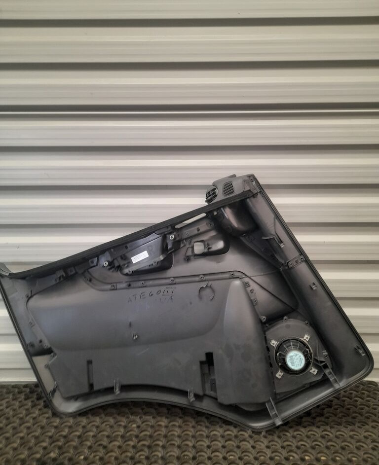 TAPICERKA PANEL DRZWI R Mercedes-Benz ATEGO A9407201870 - Dvere a diely pre Nákladné auto: obrázok 3 TAPICERKA PANEL DRZWI R Mercedes-Benz ATEGO A9407201870 - Dvere a diely pre Nákladné auto: obrázok 3